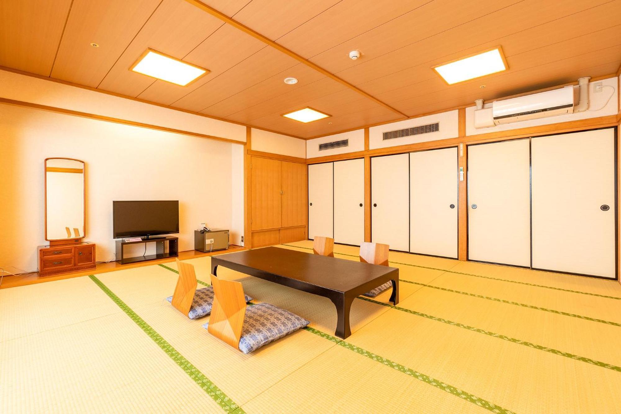 Ooedo Onsen Monogatari Aizu Hotel Ngoại thất bức ảnh