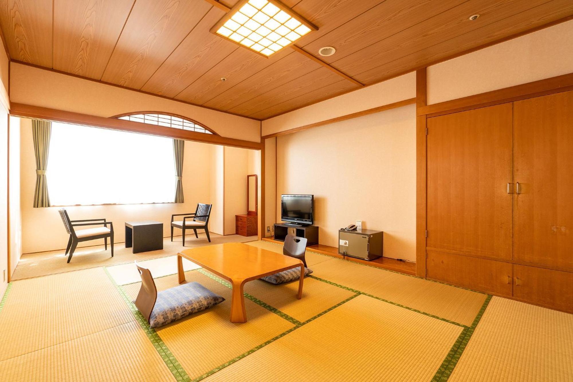 Ooedo Onsen Monogatari Aizu Hotel Ngoại thất bức ảnh
